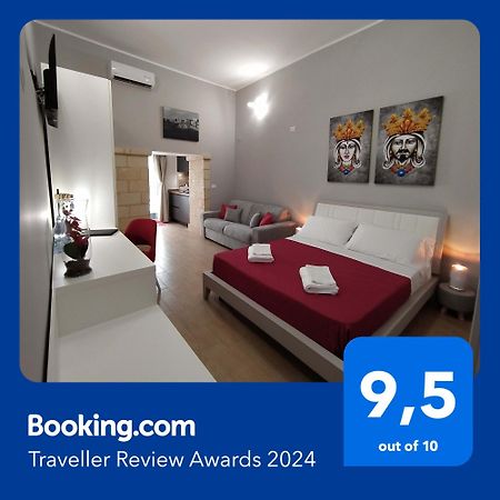 La Punta Di Ortigia Holiday Home Syracuse Bagian luar foto