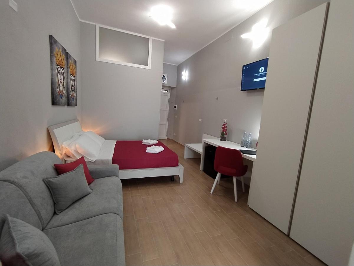 La Punta Di Ortigia Holiday Home Syracuse Bagian luar foto