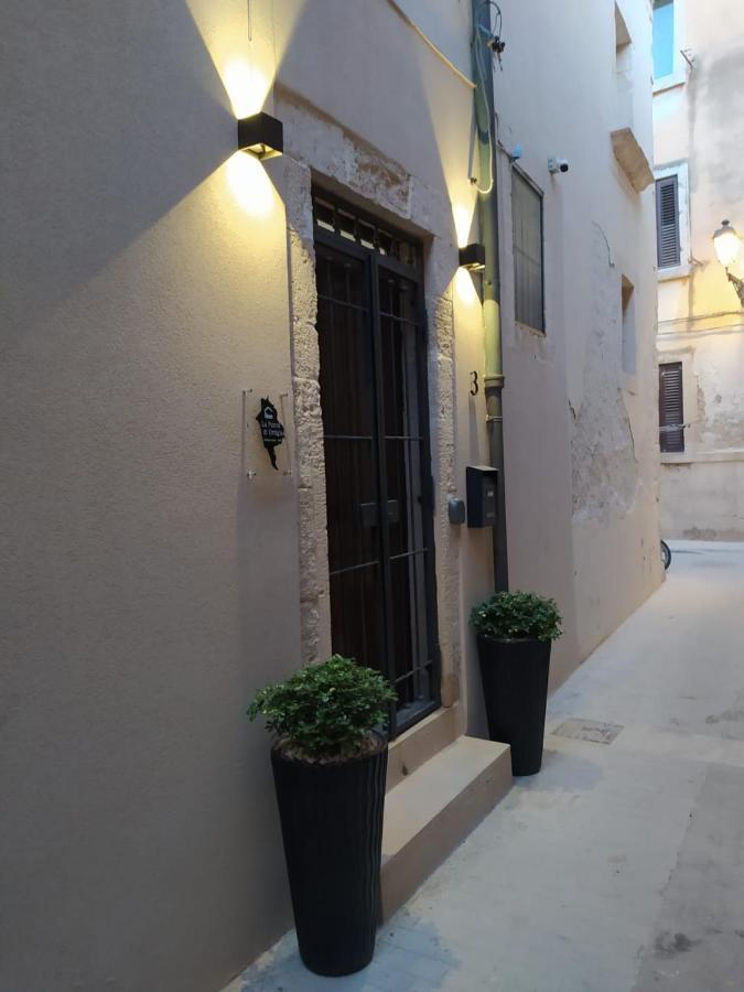 La Punta Di Ortigia Holiday Home Syracuse Bagian luar foto