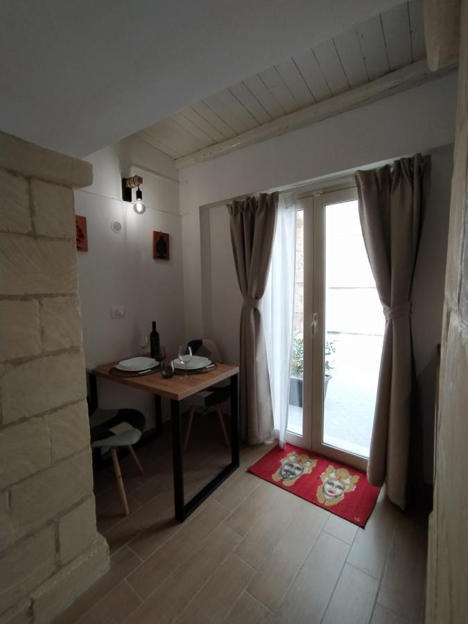 La Punta Di Ortigia Holiday Home Syracuse Bagian luar foto